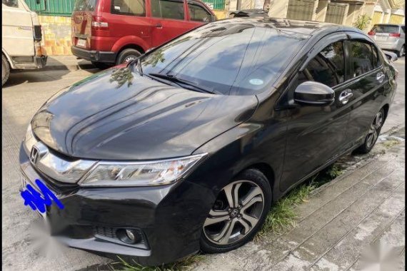 Selling Honda City 2015