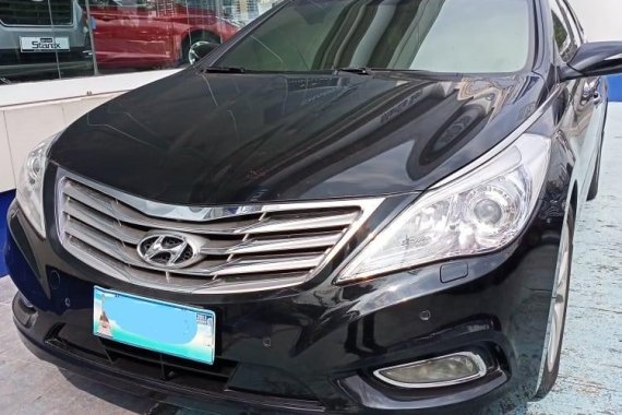 Sell Black 2013 Hyundai Azera Sedan