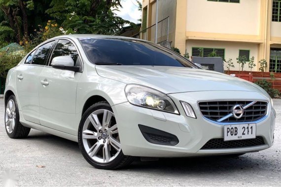 Sell White 2011 Volvo S60