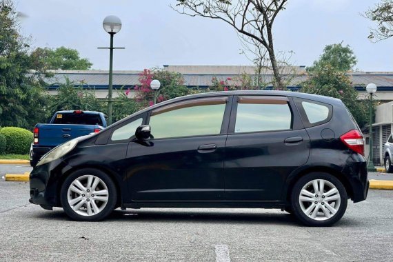 Selling Honda Jazz 2012 