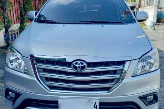 Selling Silver Toyota Innova 2016