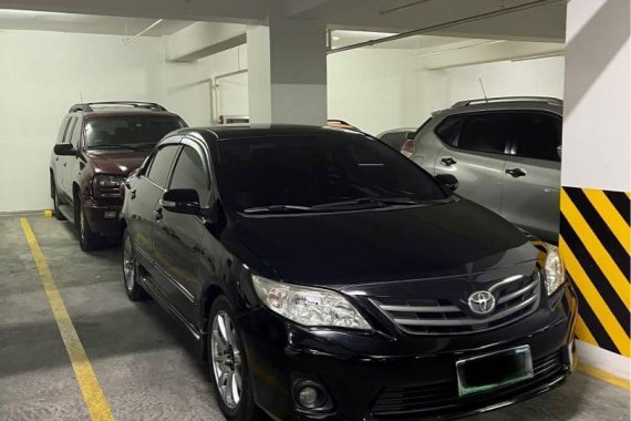  Toyota Corolla Altis 2012