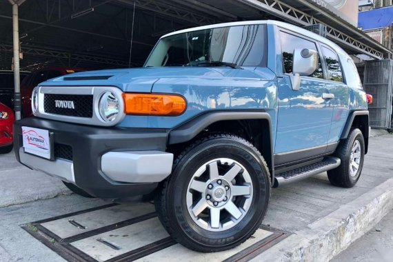 Selling Toyota Fj Cruiser 2018