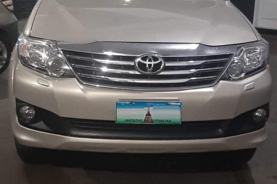 Silver Toyota Fortuner 2013