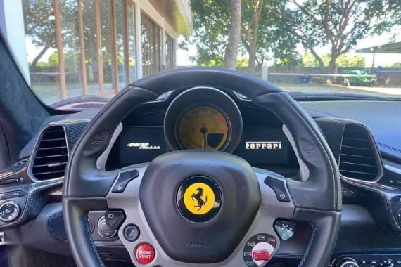 Selling Ferrari 458 2014 
