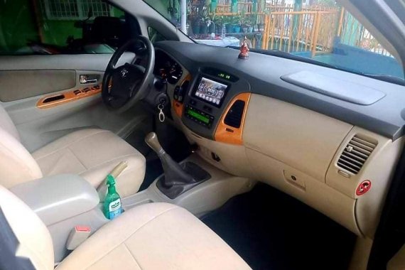  Toyota Innova 2012 