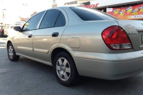 Selling Nissan Sentra 2008