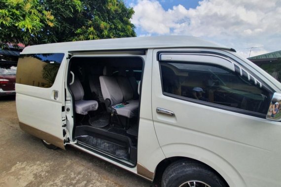 Selling White Toyota Hiace 2018 in Santa Rosa