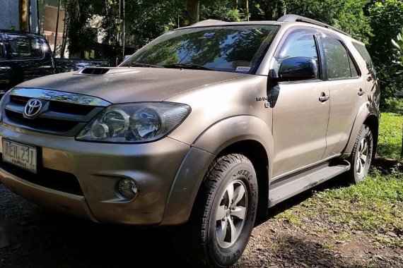 Toyota Fortuner 2005 