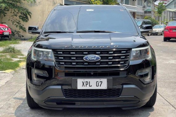 Selling Ford Explorer 2016