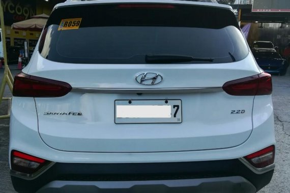 2019 Hyundai Santa Fe 2.2 CRDi (High Variant) AT