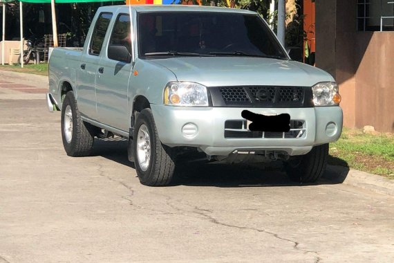 2003 nissan frontier titanium M/T