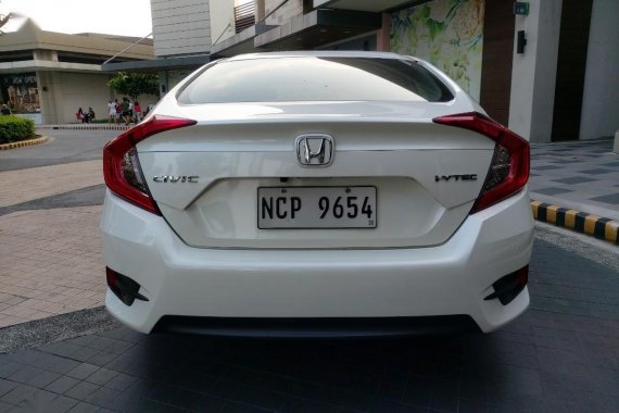 White Honda City 2017