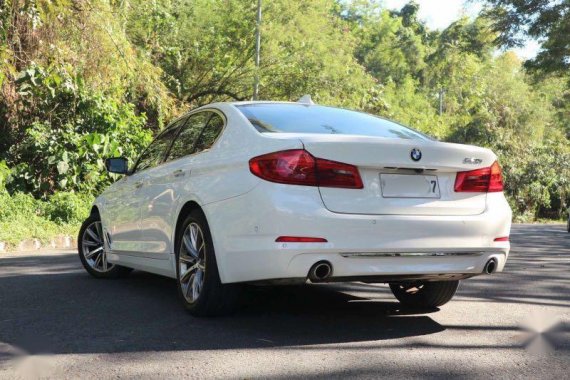 Sell White 2019 BMW 520I 