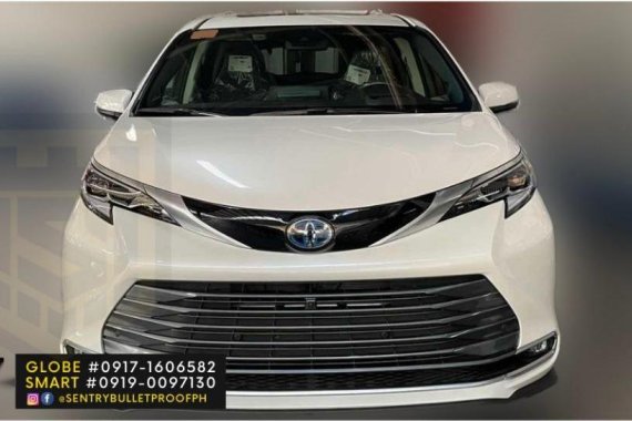 Pearlwhite Toyota Sienna 2021 for sale in Makati