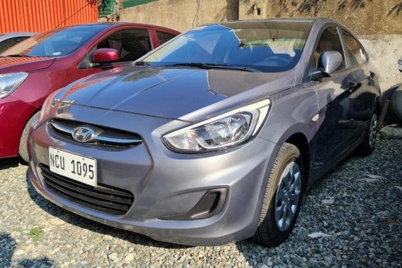 Selling Hyundai Accent 2017 