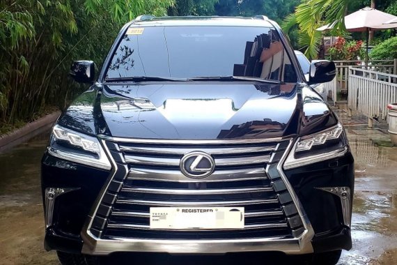 Selling Lexus LX 2017 