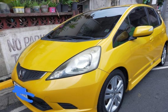 Sell 2010 Honda Fit 