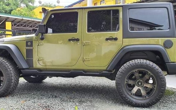 Used 2014 Jeep Wrangler Rubicon 3.6 4x4 AT for sale in best condition