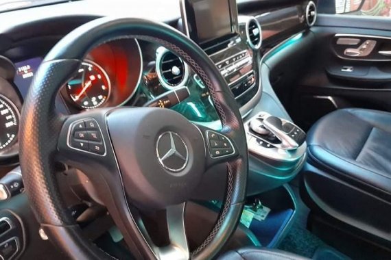 Selling Blue Mercedes-Benz V-Class 2017 in Quezon