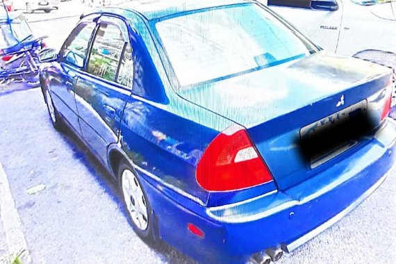  Mitsubishi Lancer 2001