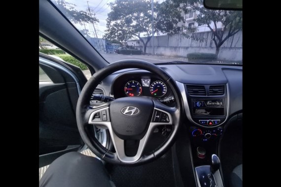 Sell  2013 Hyundai Accent Hatchback in Manila