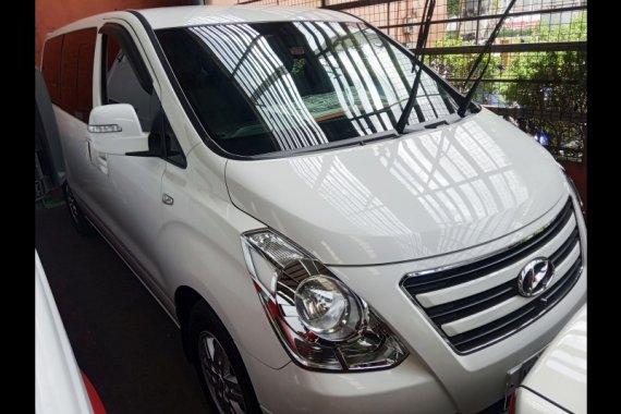 Sell2017 Hyundai Grand Starex Van in Quezon City