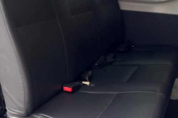 2018 TOYOTA HIACE COMMUTER 3.0 