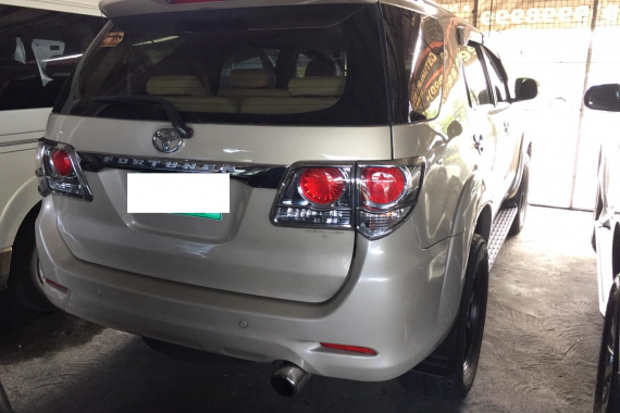 Selling Toyota Fortuner 2014 MY Diesel at good price