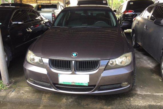 Selling BMW 320I A/T 2010 2nd Hand At Good Price