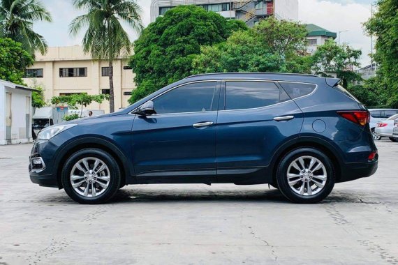 Hyundai Santa Fe 2017 for sale Automatic