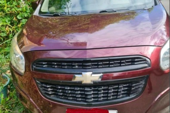 Selling Chevrolet Spin 2015 