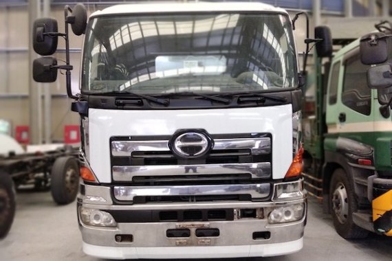 HINO 700 Series Cab & Chassis