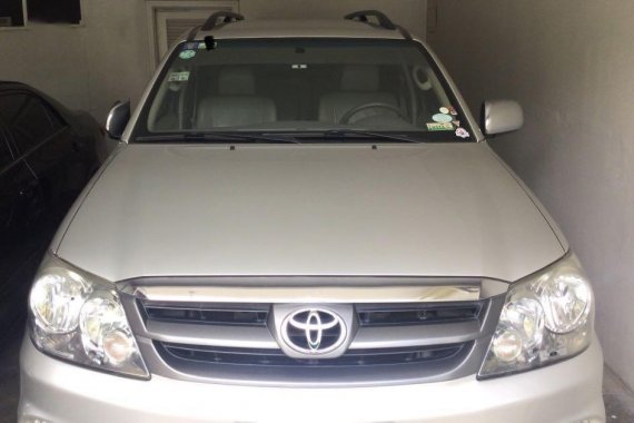 Selling Toyota Fortuner 2007 in Makati