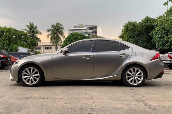 Selling Lexus S-Class 2015 in Makati