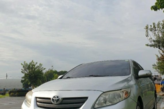 Selling Silver Toyota Corolla Altis 2008 in Marikina