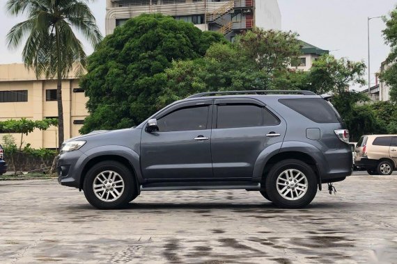 Grey Toyota Fortuner 2013 for sale in Makati