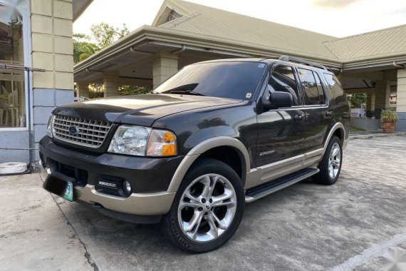 Selling Ford Explorer 2005 in Pateros