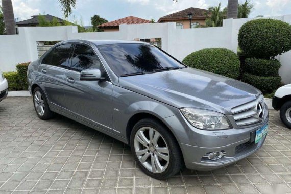 Selling Silver Mercedes-Benz C200 2013 in Pasig