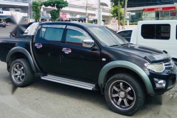 Selling Mitsubishi Strada 2010 in Cebu City