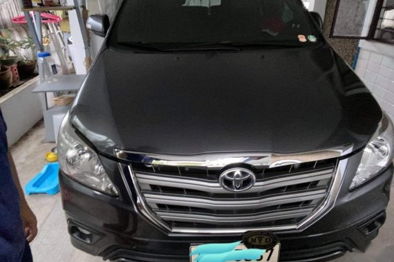 Selling Grayblack Toyota Innova 2015 in Marikina