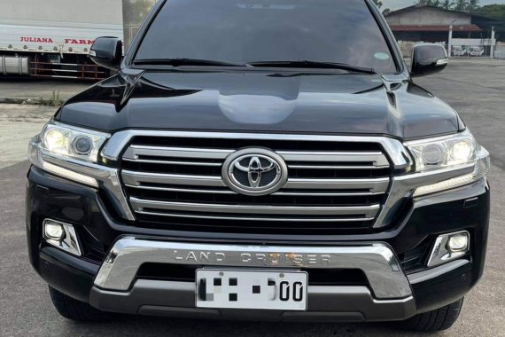 Used 2019 Toyota Land Cruiser VX Premium local unit