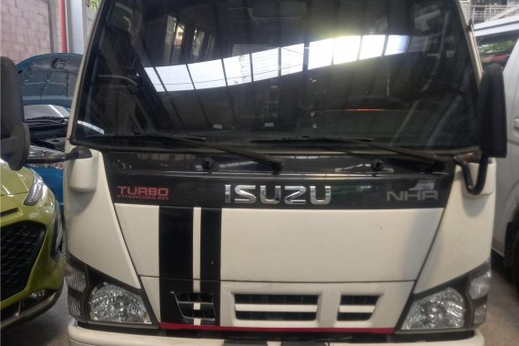 2019 Isuzu NHR MB I-Van M/T