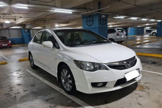 White Honda Civic 2011 for sale in Manila