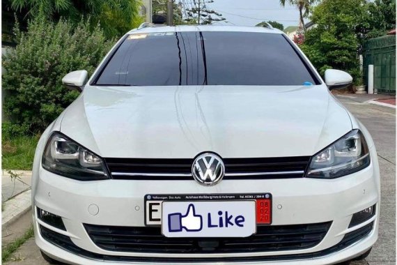 Selling White Volkswagen Golf 2017 in Parañaque