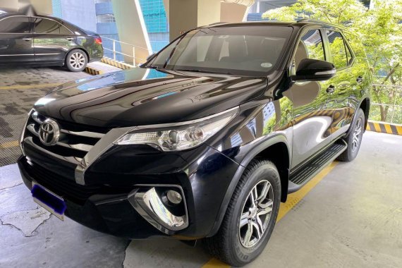 Black Toyota Fortuner 2017 for sale in Makati