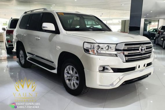 Pearl White Toyota Land Cruiser 2019 for sale in Quezon