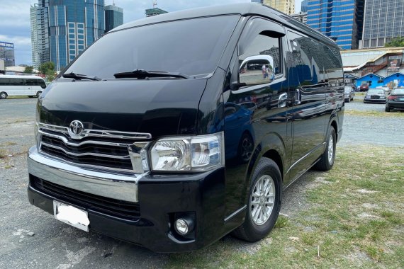 Selling Black Toyota Hiace Super Grandia 2015 in Pasig