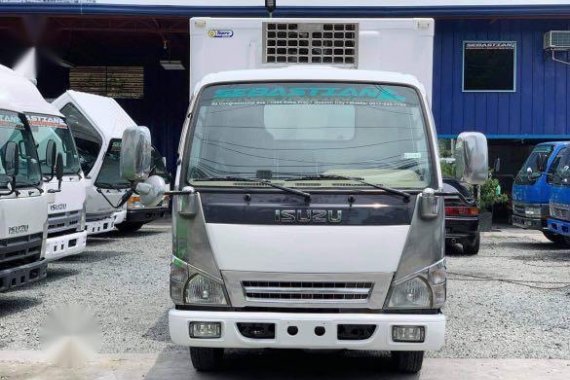 Selling White 2020 Isuzu Elf in Quezon