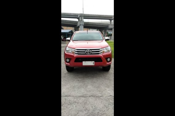 Selling Toyota Hilux 2020 at 33000 in Parañaque